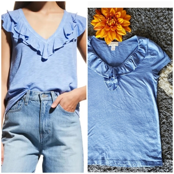 LOFT BLUE TOP 💙 - Picture 2 of 8